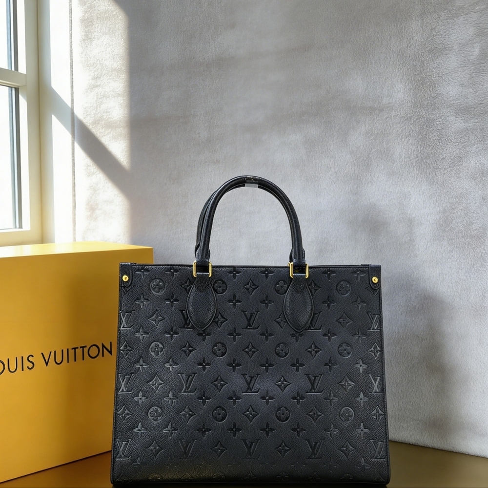 Louis Vuitton OnTheGo MM Bag